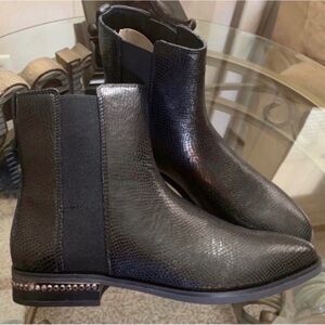 Franco Sarto Size 7.5 Black Leather Booties(NEW)